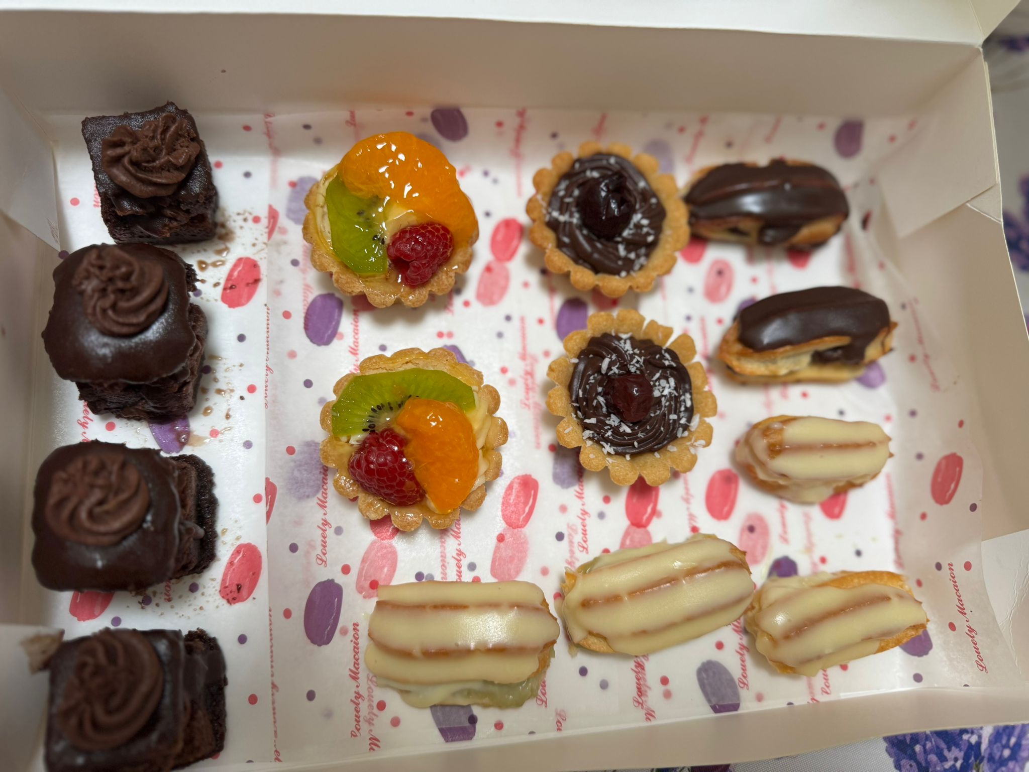 Mixed dessert platters